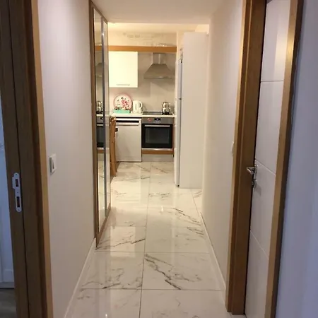 5 Stars New Apartamento Estambul