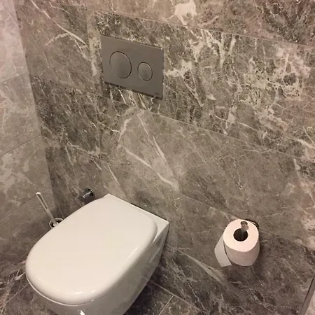 5 Stars New Apartamento Estambul